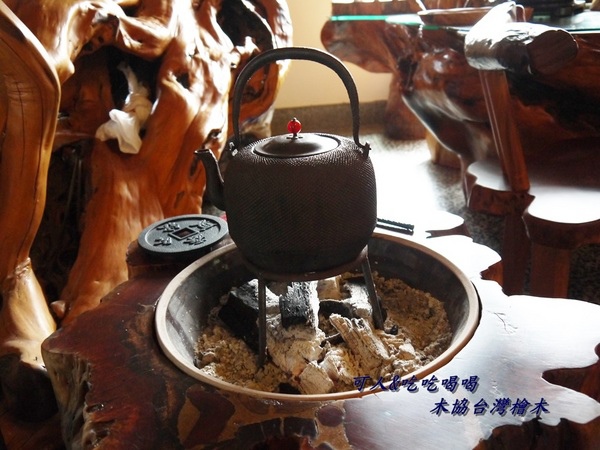 木協台灣紅土咖啡：&lt;南投松柏嶺&gt;浸泡在檜木的芬多精內--木協台灣檜木咖啡
