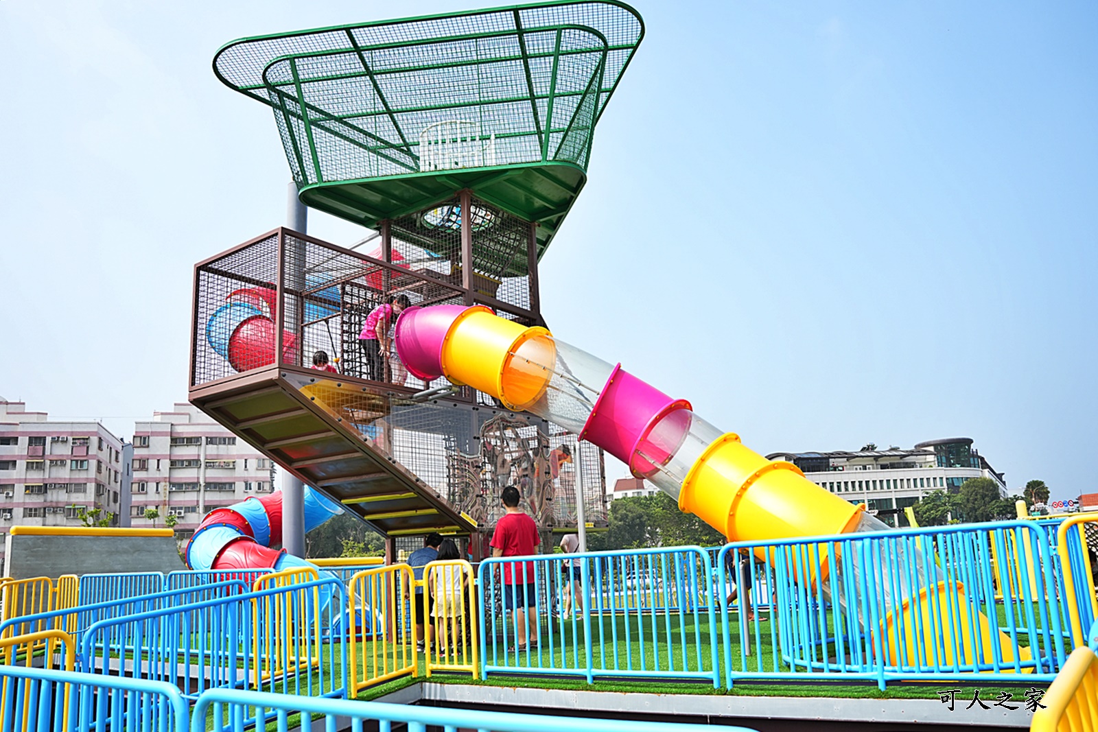 健康綠洲公園,台南景點,台南親子景點,台南遛小孩,溜滑梯,滑索區,玩沙景點